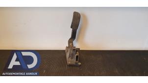 Gebruikte Gaspedaalpositie Sensor Mercedes Sprinter 2t (901/902) 208 CDI 16V Prijs € 29,99 Margeregeling aangeboden door Autodemontage Aandijk