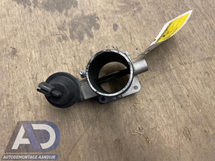 Gebruikte Gasklephuis Hyundai H-300 2.5 CRDi Prijs € 39,99 Margeregeling aangeboden door Autodemontage Aandijk