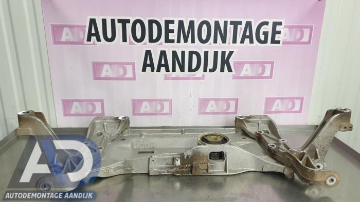 Subframe van een Audi A3 Sportback (8PA) 1.8 TFSI 16V 2011