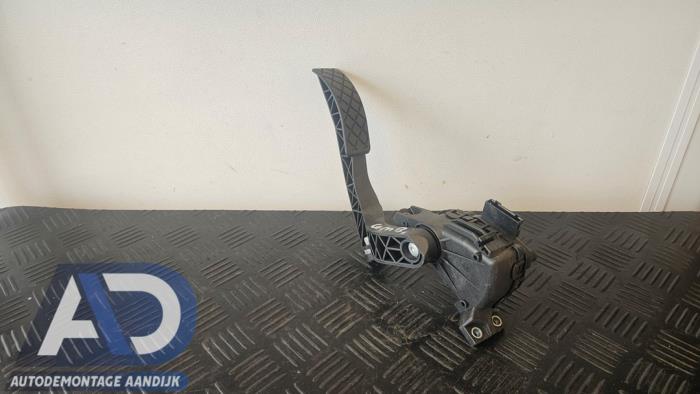 Gebruikte Sensor Gaspedaalpositie Audi A4 Avant (B6) 2.0 20V Prijs € 24,99 Margeregeling aangeboden door Autodemontage Aandijk