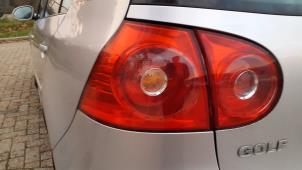 Gebruikte Achterlicht links Volkswagen Golf V (1K1) 2.0 FSI 16V Prijs € 19,99 Margeregeling aangeboden door Autodemontage Aandijk