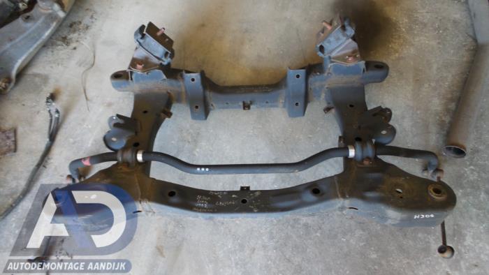 Gebruikte Subframe Hyundai H-300 2.5 CRDi Prijs € 174,99 Margeregeling aangeboden door Autodemontage Aandijk