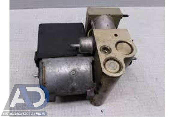 Gebruikte ABS Pomp Audi 100 Avant (C4) 2.8E Prijs € 59,99 Margeregeling aangeboden door Autodemontage Aandijk