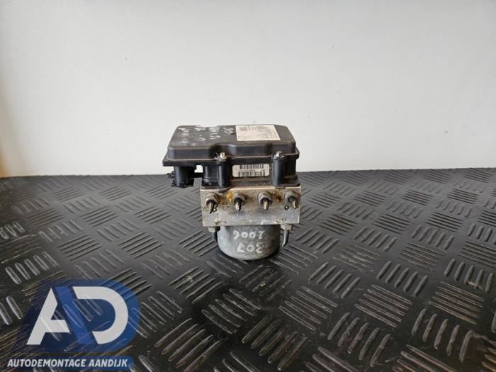 Gebruikte ABS Pomp Peugeot 307 Break (3E) 1.6 HDi 90 16V Prijs € 39,99 Margeregeling aangeboden door Autodemontage Aandijk
