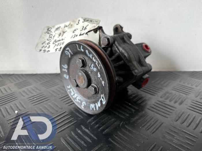 Gebruikte Pomp Servo BMW 3 serie (E36/4) 316i Prijs € 49,99 Margeregeling aangeboden door Autodemontage Aandijk