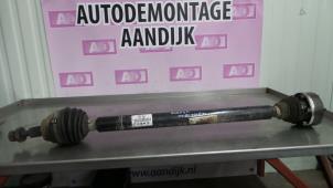 Gebruikte Aandrijfas rechts-voor Volkswagen Golf V (1K1) 1.9 TDI Prijs € 34,99 Margeregeling aangeboden door Autodemontage Aandijk