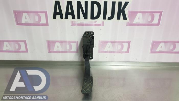 Gebruikte Sensor Gaspedaalpositie Audi A6 Avant (C6) 2.7 TDI V6 24V Prijs € 24,99 Margeregeling aangeboden door Autodemontage Aandijk