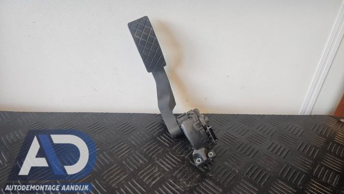 Gebruikte Gaspedaalpositie Sensor Audi A8 (D3) 3.0 TDI V6 24V Quattro Prijs € 24,99 Margeregeling aangeboden door Autodemontage Aandijk