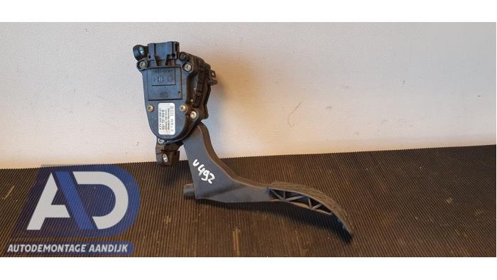 Gaspedaalpositie Sensor van een Volkswagen Golf IV (1J1) 1.9 TDI 100 2003