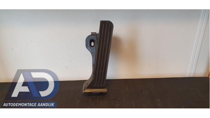 Gebruikte Gaspedaalpositie Sensor Volkswagen Golf V (1K1) 1.6 Prijs € 19,99 Margeregeling aangeboden door Autodemontage Aandijk