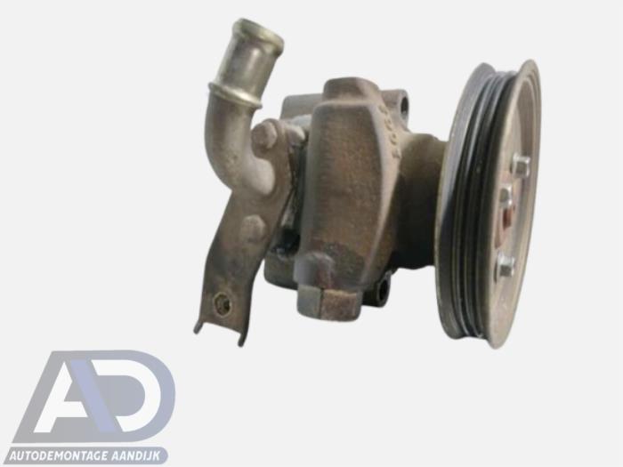 Gebruikte Pomp Servo Rover 200 (RF) 214 Si 1.4 16V Prijs € 34,99 Margeregeling aangeboden door Autodemontage Aandijk