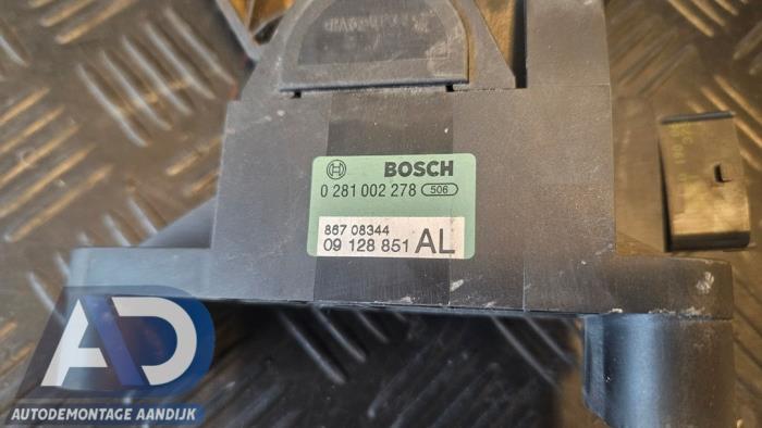 Gaspedaalpositie Sensor van een Opel Astra G (F08/48) 2.0 DTi 16V 2000