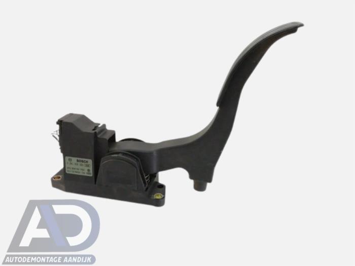 Gebruikte Sensor Gaspedaalpositie Volkswagen Polo III (6N1) 1.9 SDI Prijs € 24,99 Margeregeling aangeboden door Autodemontage Aandijk
