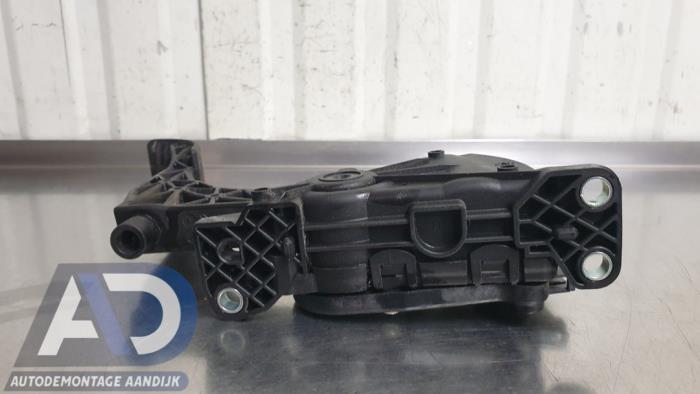 Gaspedaalpositie Sensor van een Volkswagen Polo V (6R) 1.2 TDI 12V BlueMotion 2010