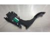 Gaspedaalpositie Sensor van een Volkswagen Polo V (6R) 1.2 TDI 12V BlueMotion 2010