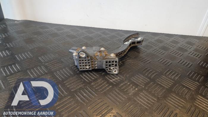 Gaspedaalpositie Sensor van een Toyota Prius (ZVW3) 1.8 16V 2009