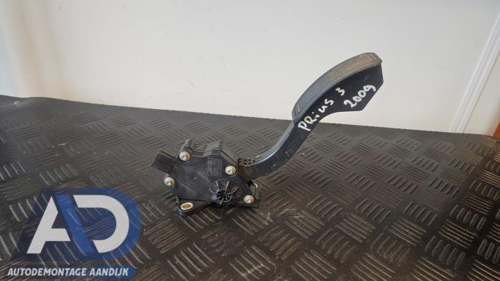 Gaspedaalpositie Sensor van een Toyota Prius (ZVW3) 1.8 16V 2009