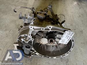Gebruikte Versnellingsbak Ford Mondeo III 1.8 16V Prijs € 199,99 Margeregeling aangeboden door Autodemontage Aandijk