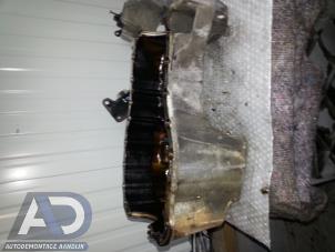 Gebruikte Carterpan Renault Clio II (BB/CB) 1.6 RN, RT Prijs € 39,99 Margeregeling aangeboden door Autodemontage Aandijk