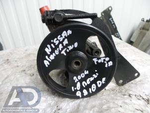 Gebruikte Stuurbekrachtiging Pomp Nissan Almera Tino (V10M) 1.8 16V Prijs € 34,99 Margeregeling aangeboden door Autodemontage Aandijk
