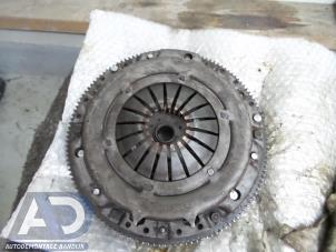 Gebruikte Koppelingsset (compleet) Volkswagen Polo IV (9N1/2/3) 1.4 TDI 75 Prijs € 89,99 Margeregeling aangeboden door Autodemontage Aandijk