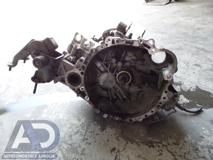 Gebruikte Versnellingsbak Toyota Corolla Wagon (E12) 2.0 D-4D 16V 90 Prijs € 199,99 Margeregeling aangeboden door Autodemontage Aandijk