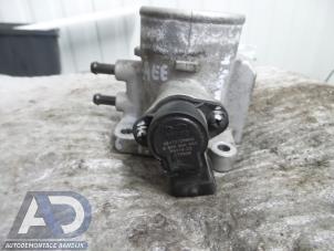 Gebruikte Gasklephuis Kia Rio II (DE) 1.4 16V Prijs € 29,99 Margeregeling aangeboden door Autodemontage Aandijk