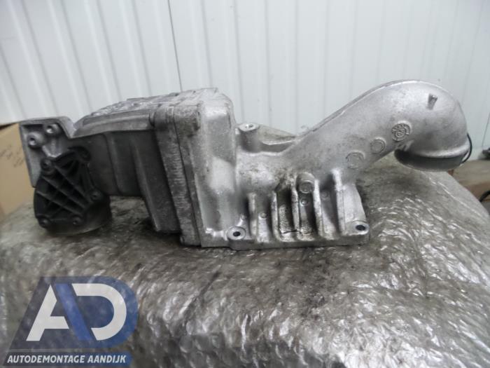 Gebruikte Turbo Pijp Mercedes C Sportcoupé (C203) 1.8 C-180K 16V Prijs € 50,00 Margeregeling aangeboden door Autodemontage Aandijk