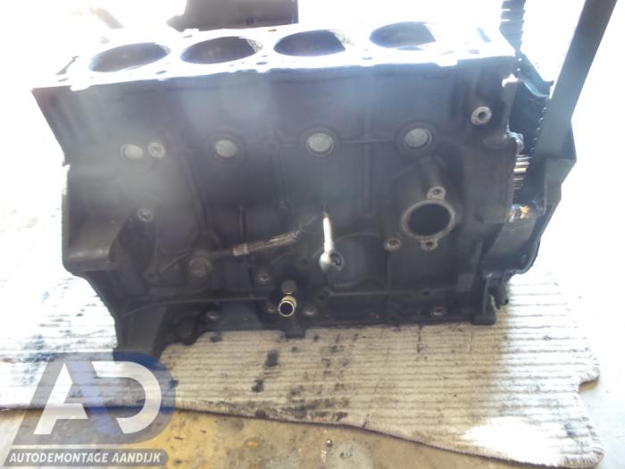 Gebruikte Motor Onderblok Ford Focus C-Max 2.0 TDCi 16V Prijs op aanvraag aangeboden door Autodemontage Aandijk