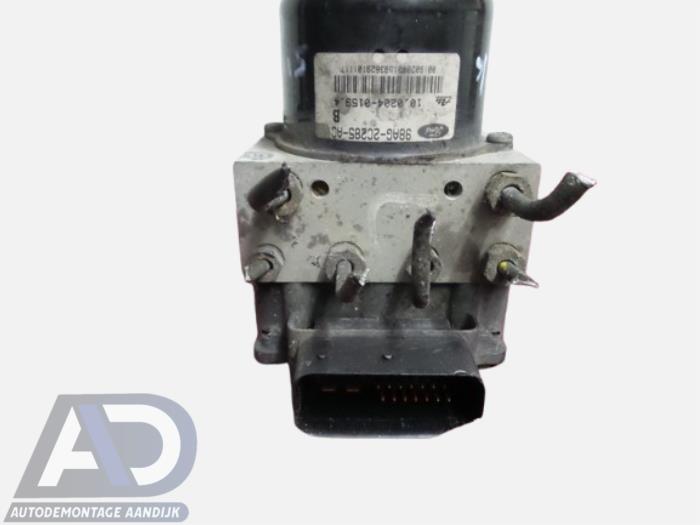 Gebruikte ABS Pomp Ford Focus 1 Wagon 1.8 TDdi Prijs € 29,99 Margeregeling aangeboden door Autodemontage Aandijk