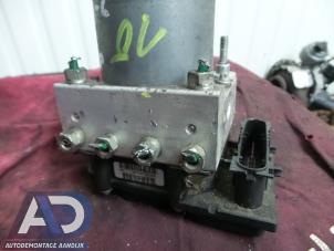 Gebruikte ABS Pomp Opel Corsa C (F08/68) 1.4 16V Twin Port Prijs € 29,99 Margeregeling aangeboden door Autodemontage Aandijk