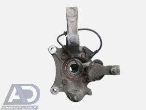 Gebruikte Asschenkel rechts-voor Chrysler Voyager/Grand Voyager (RG/RS) 2.4i 16V Prijs € 29,99 Margeregeling aangeboden door Autodemontage Aandijk