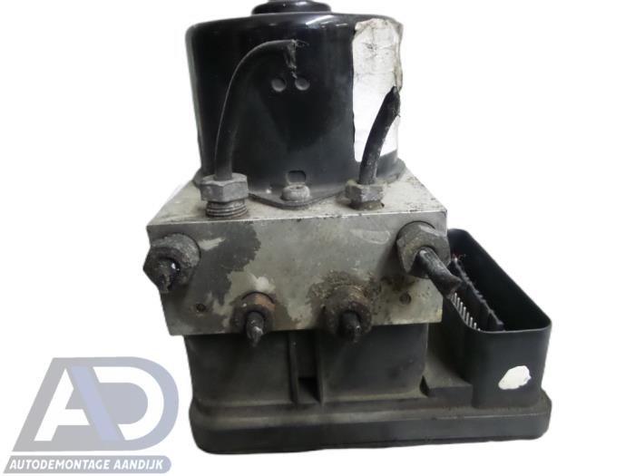 Gebruikte ABS Pomp Mazda 2 (NB/NC/ND/NE) 1.25 16V Prijs € 49,99 Margeregeling aangeboden door Autodemontage Aandijk