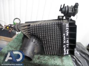 Gebruikte Luchtfilterhuis Renault Scenic Prijs op aanvraag aangeboden door Autodemontage Aandijk