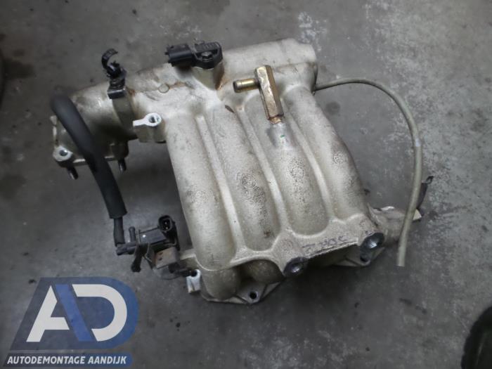 Gebruikte Inlaatspruitstuk Hyundai Atos 1.1 12V Prijs € 49,99 Margeregeling aangeboden door Autodemontage Aandijk