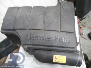 Gebruikte Luchtfilterhuis Mercedes A-Klasse Prijs € 30,00 Margeregeling aangeboden door Autodemontage Aandijk