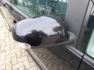 Gebruikte Spiegel Buiten rechts Volkswagen Touran (1T1/T2) 1.6 Prijs € 39,99 Margeregeling aangeboden door Autodemontage Aandijk