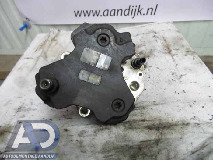 Gebruikte Brandstofpomp Mechanisch BMW 3 serie (E90) 320d 16V Prijs € 119,99 Margeregeling aangeboden door Autodemontage Aandijk