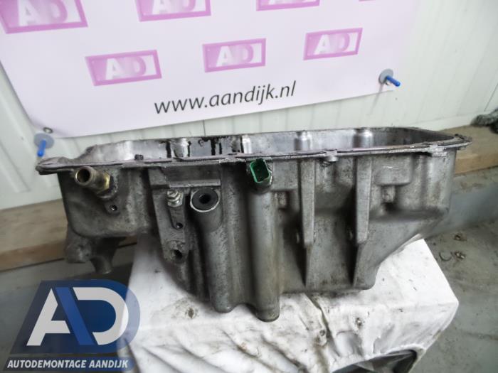 Gebruikte Carterpan Alfa Romeo GT (937) 1.9 JTD 16V Multijet Prijs € 74,99 Margeregeling aangeboden door Autodemontage Aandijk