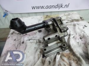 Gebruikte Oliepomp Volkswagen Golf V (1K1) 1.9 TDI Prijs € 29,99 Margeregeling aangeboden door Autodemontage Aandijk