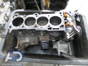 Gebruikte Motor Onderblok Nissan Almera Tino (V10M) 1.8 16V Prijs op aanvraag aangeboden door Autodemontage Aandijk