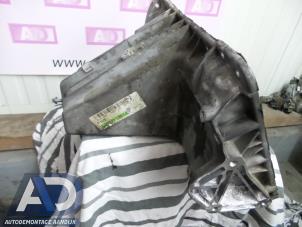 Gebruikte Carterpan Mercedes A (W169) 1.5 A-150 Prijs € 60,00 Margeregeling aangeboden door Autodemontage Aandijk