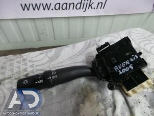 Gebruikte Licht + Raw Schakelaar Toyota Avensis Prijs op aanvraag aangeboden door Autodemontage Aandijk