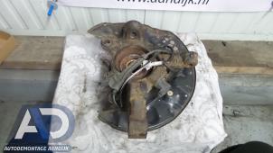 Gebruikte Asschenkel links-voor Toyota Corolla (E12) 1.8 16V TS VVT-i Prijs € 34,99 Margeregeling aangeboden door Autodemontage Aandijk