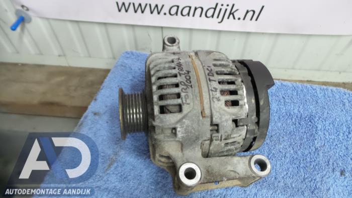 Dynamo van een Ford Transit 2.4 TDdi 16V 2004