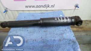 Gebruikte Schokdemper links-achter Renault Grand Scénic II (JM) 1.6 16V Prijs € 19,99 Margeregeling aangeboden door Autodemontage Aandijk