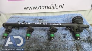 Gebruikte Injector brug Dacia Logan MCV (KS) 1.6 16V Prijs op aanvraag aangeboden door Autodemontage Aandijk