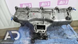 Gebruikte Spruitstuk Inlaat Toyota Corolla Verso (R10/11) 2.2 D-4D 16V Prijs € 49,99 Margeregeling aangeboden door Autodemontage Aandijk