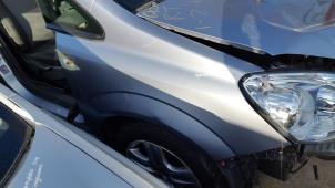 Gebruikte Spatbord rechts-voor Opel Zafira (M75) 1.6 16V Prijs € 59,99 Margeregeling aangeboden door Autodemontage Aandijk