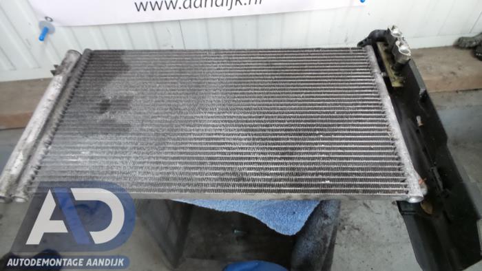 Gebruikte Airco Radiateur BMW 1 serie (E87/87N) 118d 16V Prijs € 49,99 Margeregeling aangeboden door Autodemontage Aandijk